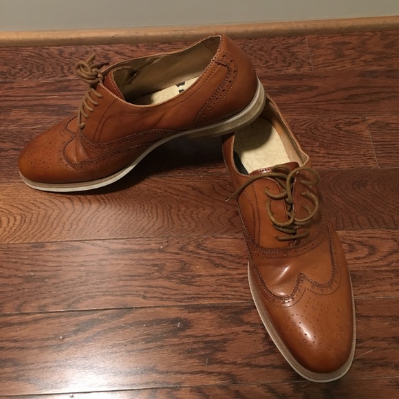 mens cognac wingtip dress shoes